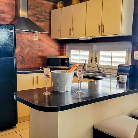 “La Choza” Beach Cabin En El Poblado De Boqueron กาโบโรโค ภายนอก รูปภาพ