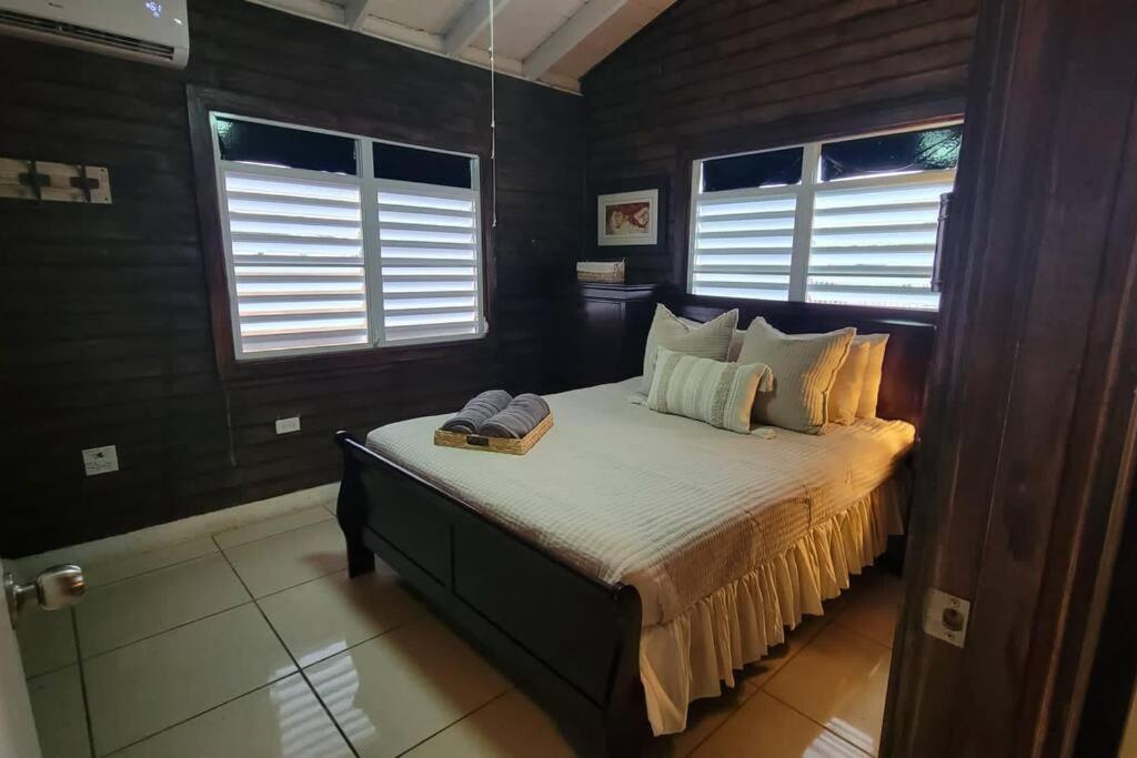 “La Choza” Beach Cabin En El Poblado De Boqueron กาโบโรโค ภายนอก รูปภาพ